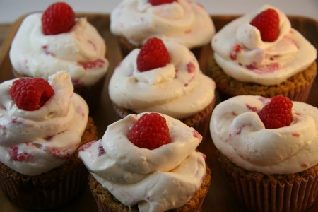 gluten free raspberry cupcakes