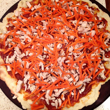 gluten-free thai chicken pizza