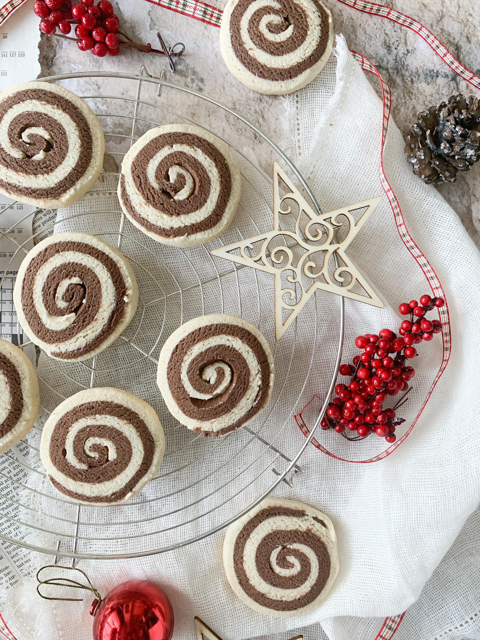 Gluten and dairy-free pinwheel cookies that are such a holiday classic. Vanilla and chocolate all swirled together.