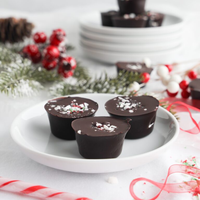 Gluten-free Mini peppermint patties are a delicious, no-bake, sugar free, easy to make treat for the holidays. A creamy minty filling and a rich chocolate coating that everyone will love + it is healthier for you.