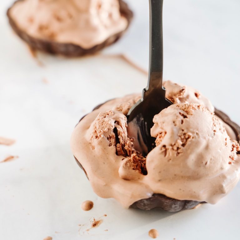 This keto chocolate ice cream is rich, creamy and dreamy.