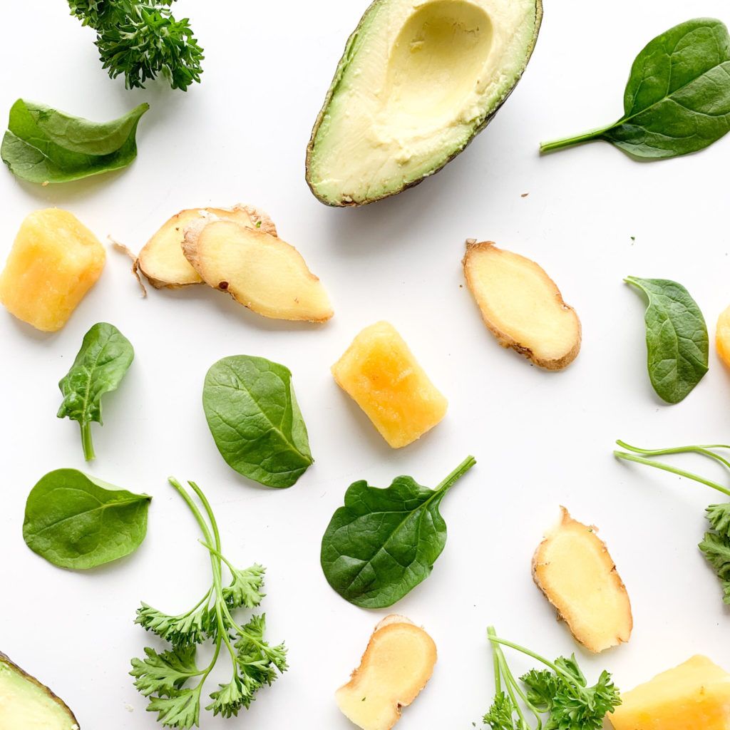 This detox smoothie recipe is absolutely delicious and is loaded with nutritional benefits